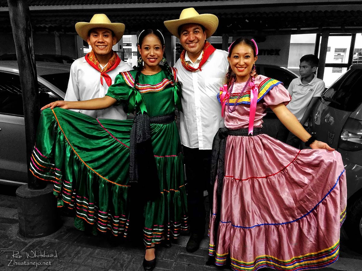 Folkloric Dancers, Zihuatanejo