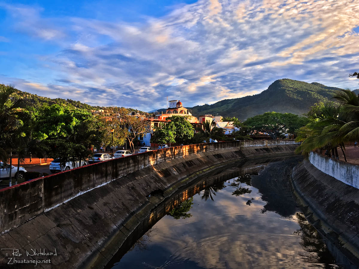 La Boquita Canal, Zihuatanejo
